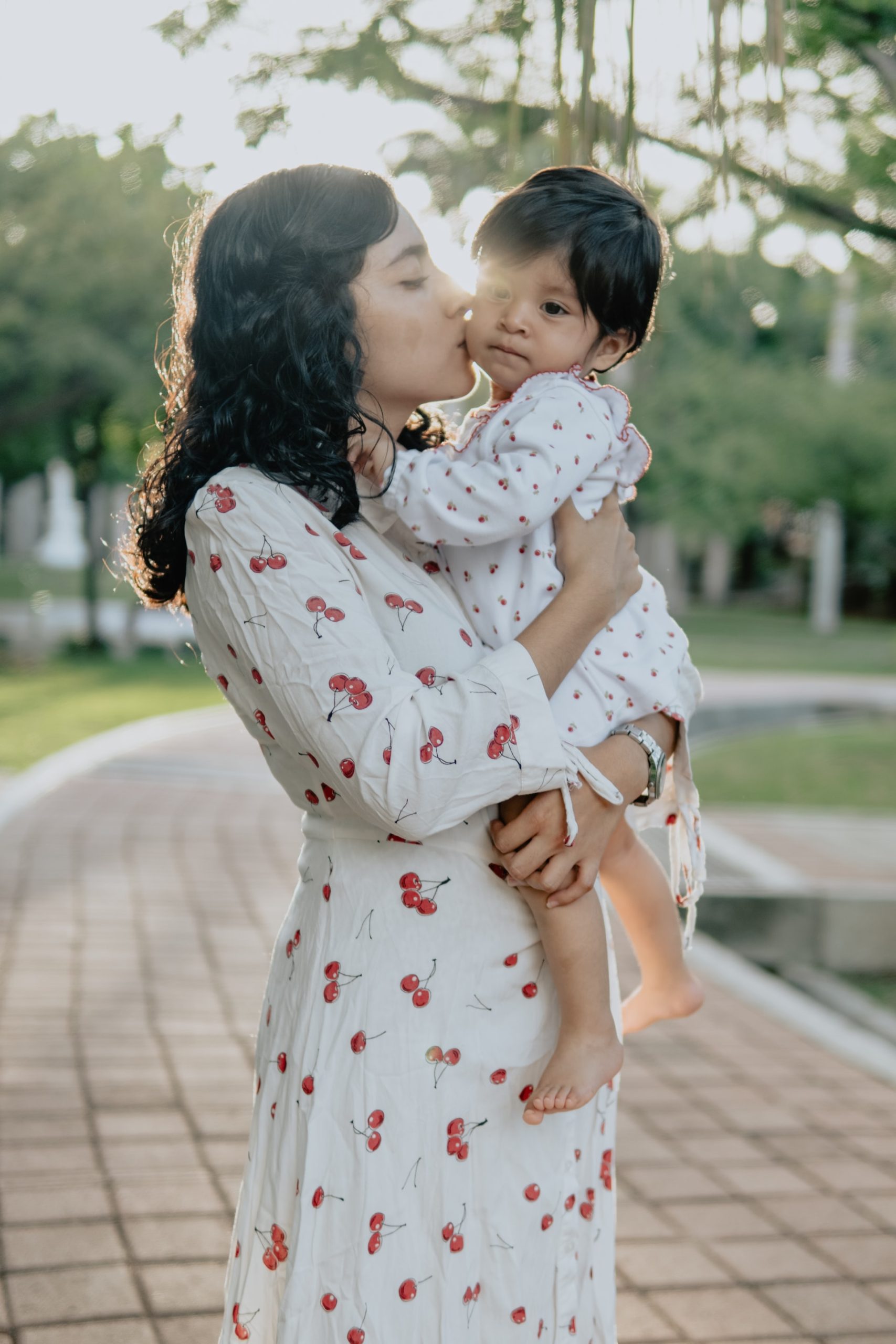 39 Positive Affirmations for Single Moms