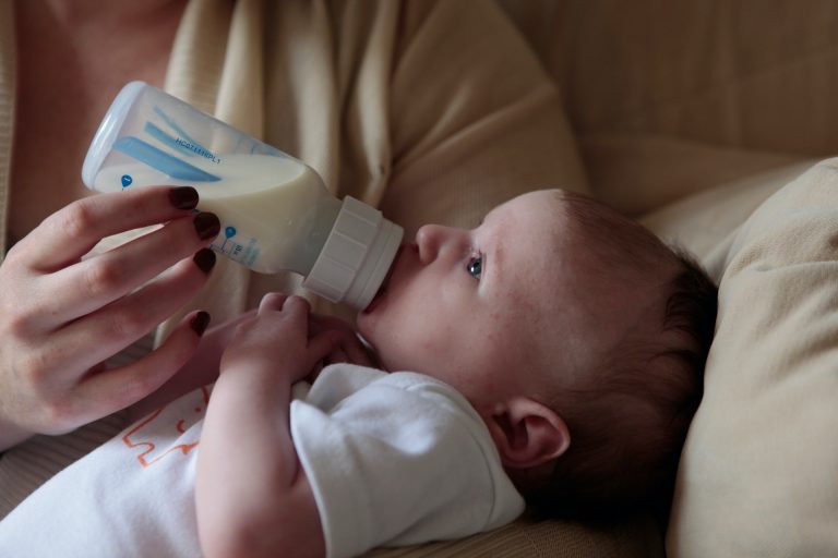 Can You Return Baby Formula? (It Depends…)